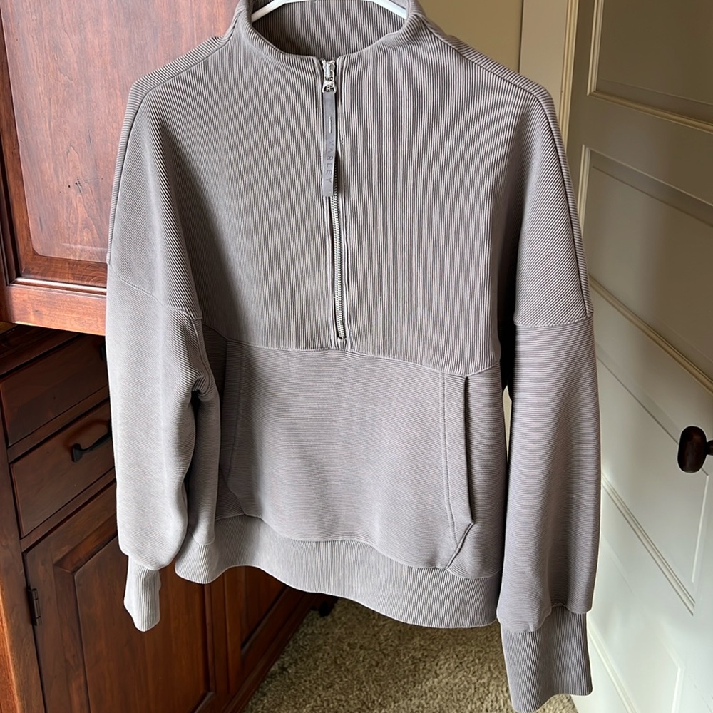Varley Acadia Half Zip Sweatshirt in Deep Charcoal